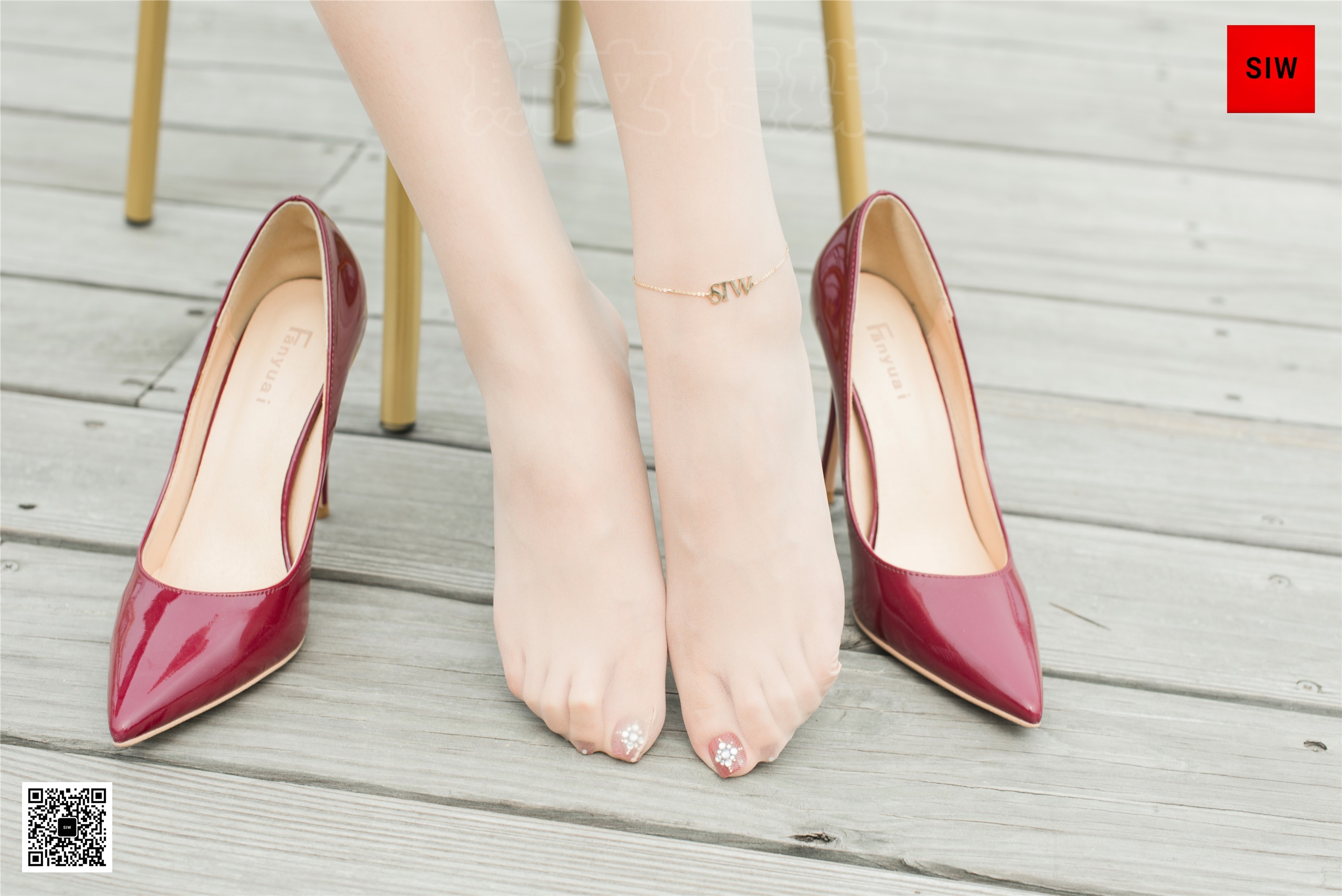 SIW斯文传媒  VOL.041 水岸红裙-甄珍